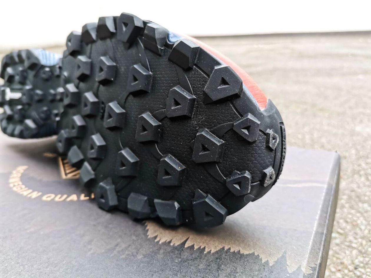 viking_anaconda_light_invisible_fit_12