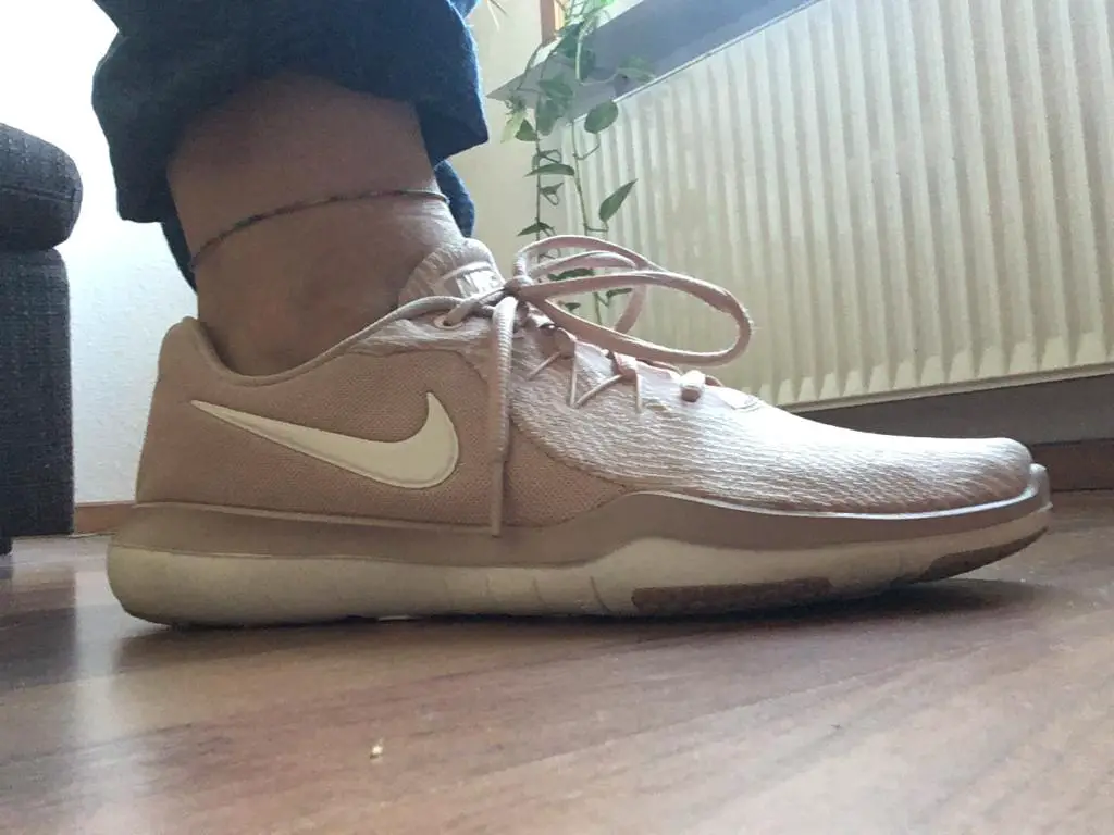 Schuh Seite