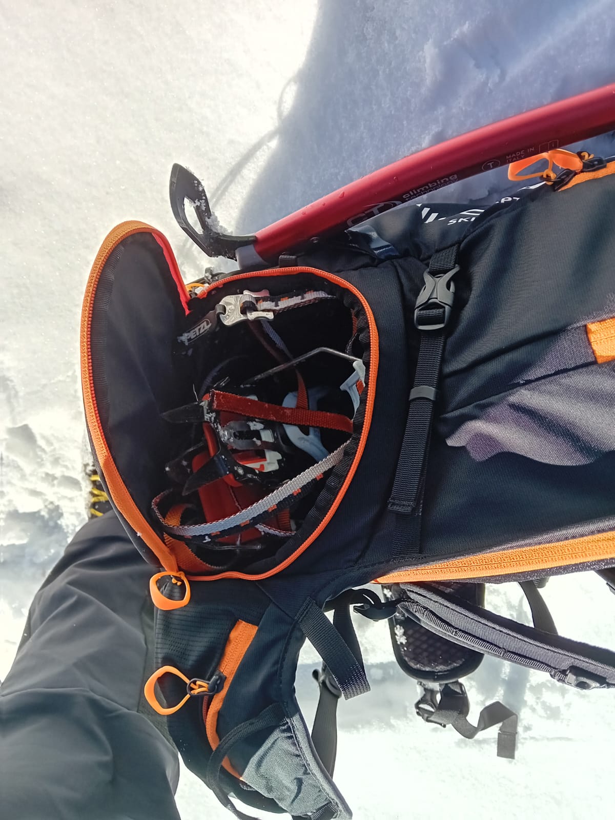 Steigeisenfach