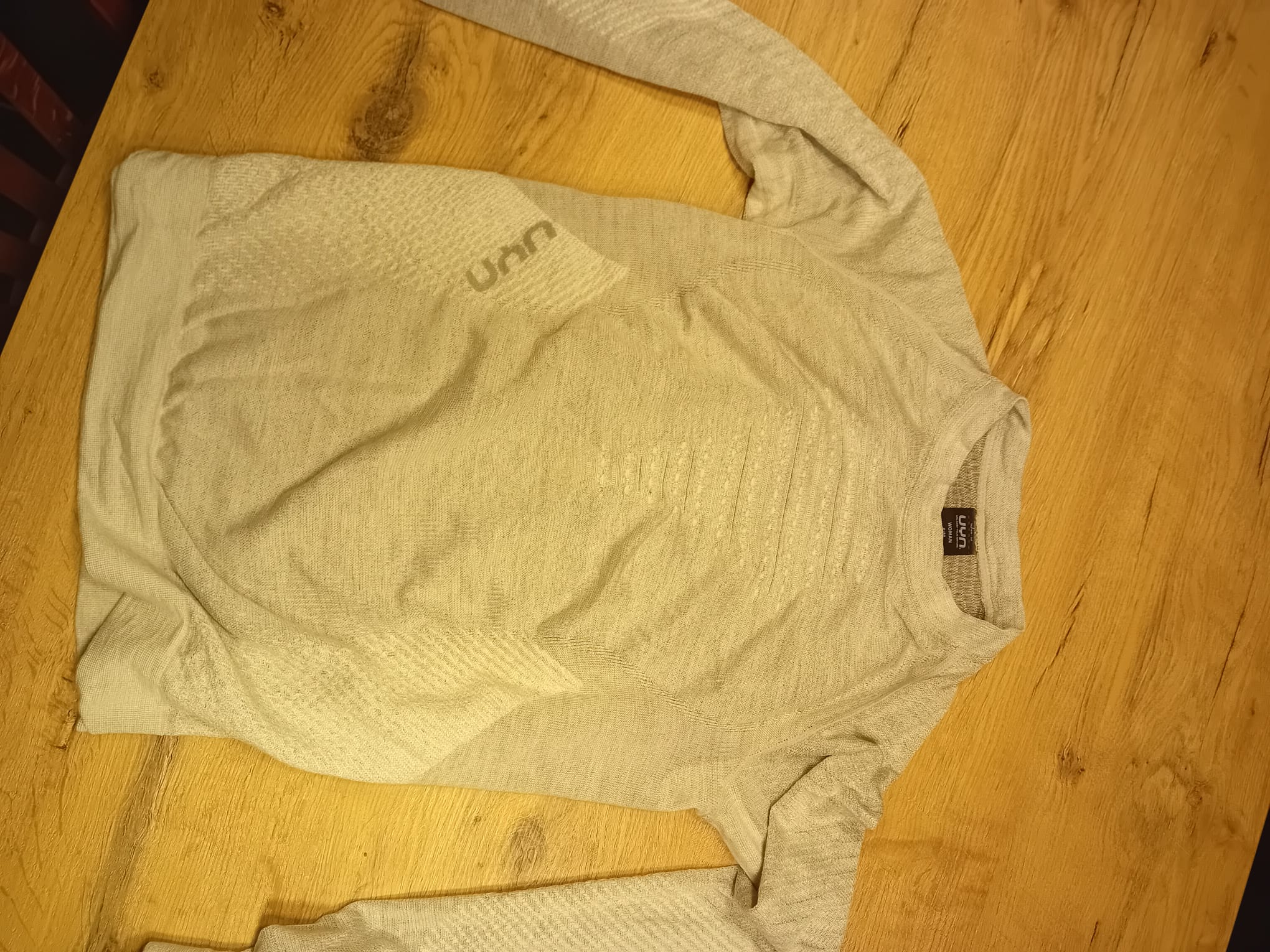Der kompetente OUTSIDEstories-Test: Das UYN Fusyon Biotech Thermal Jersey Woman