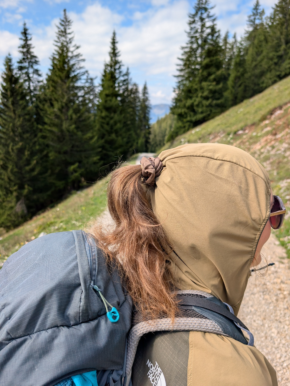 Der kompetente OUTSIDEstories-Test: The North Face Damen Lightrange Woven Jacke