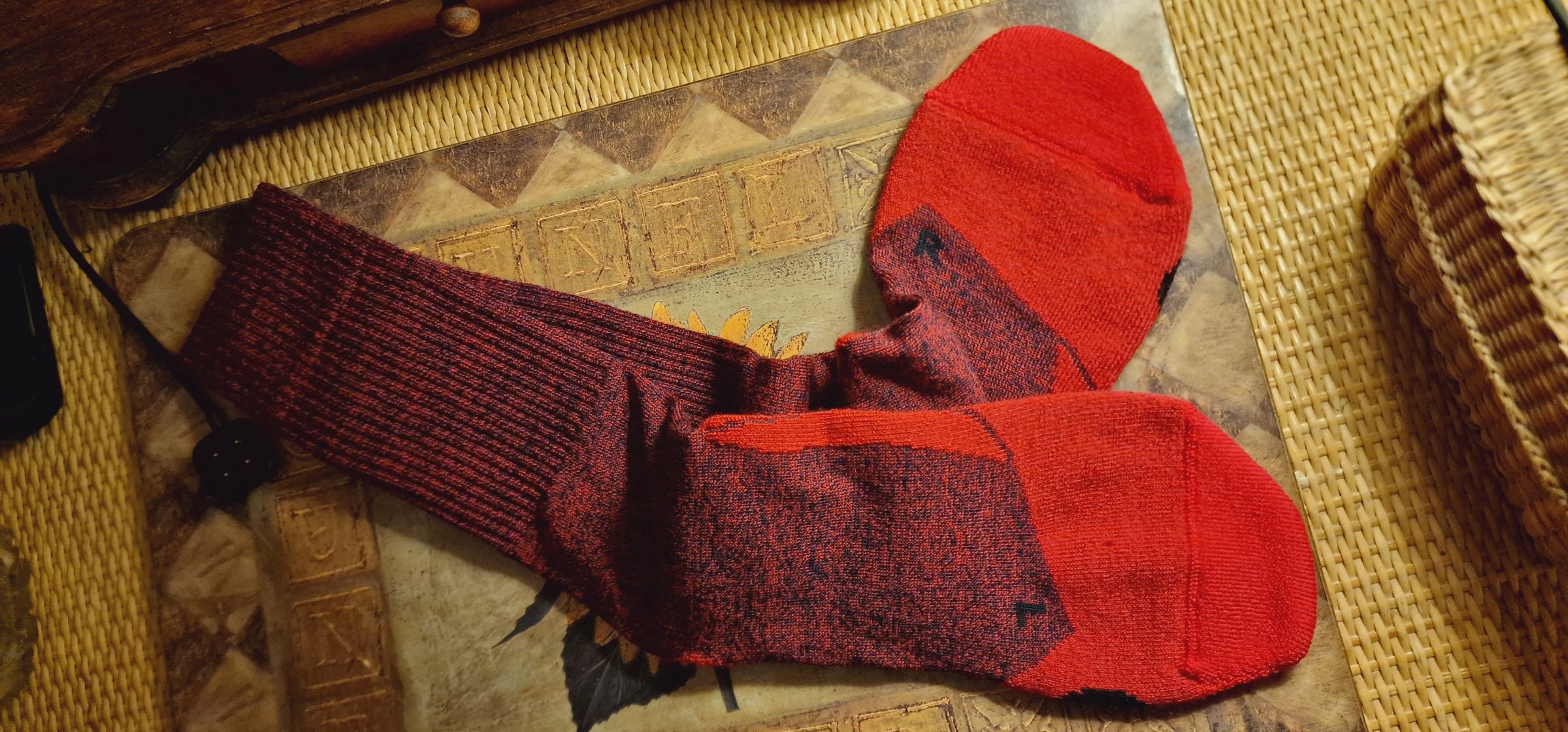Der klassische Look der Trekkingsocken in Kombination mit tollen, hochwertigen Materialien ganz in der Tradition des Herstellers.