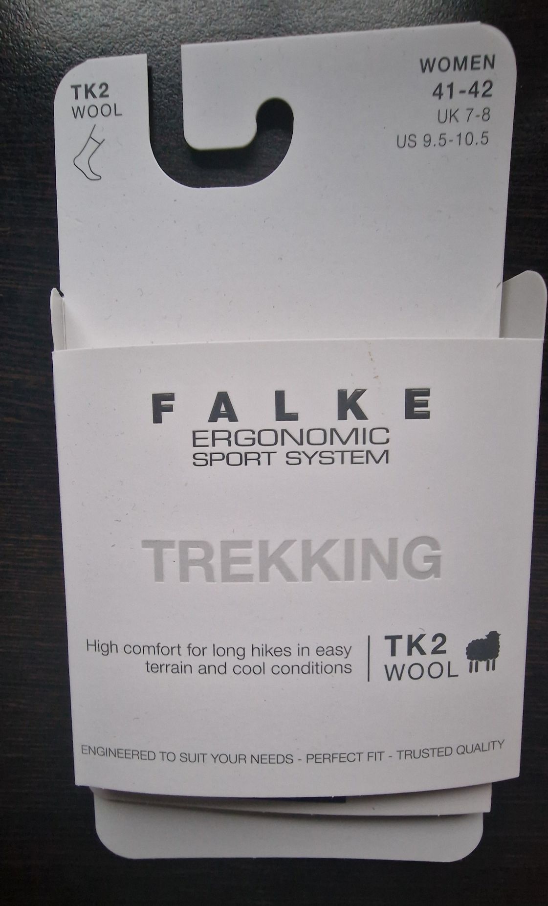 Hochwertige Materialien bekommen die richtige Verpackung mit allen wichtigen Informationen auf einem Blick.