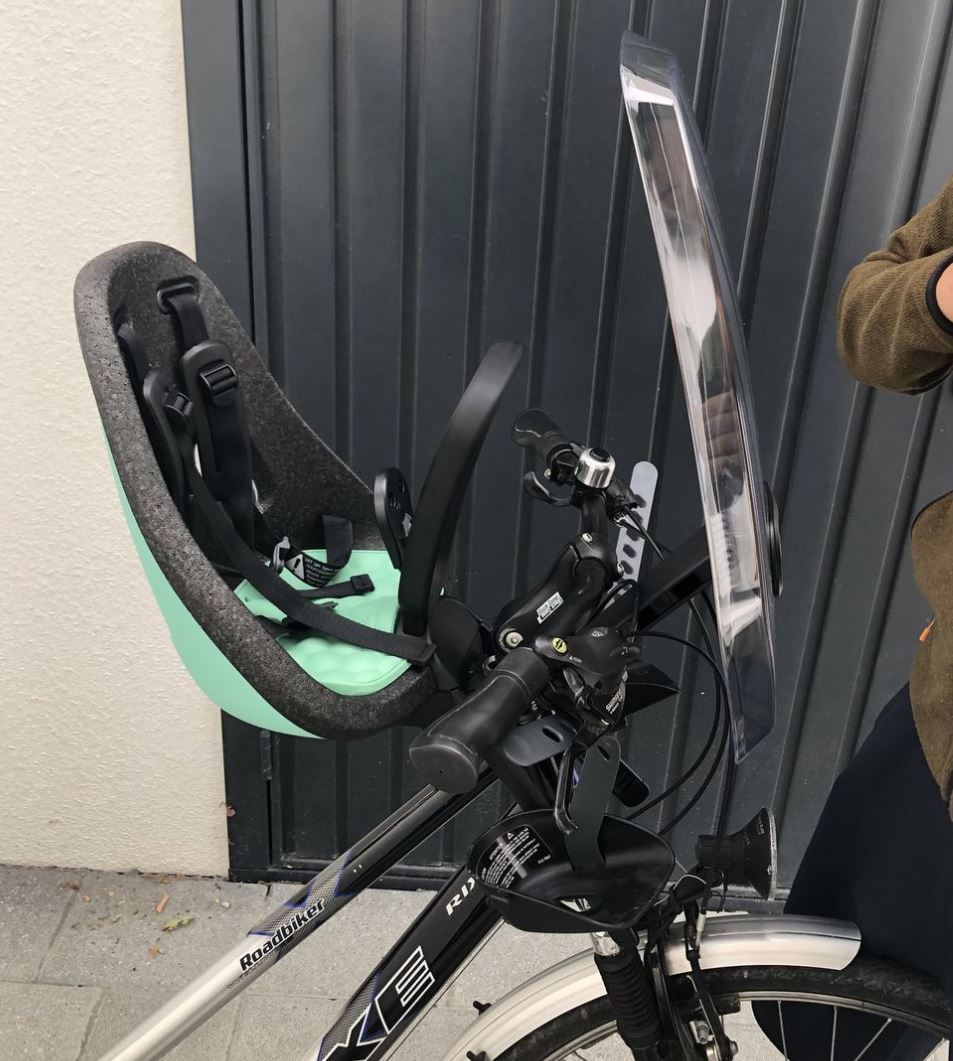 leerer Sitz aber mit Windshield montiert