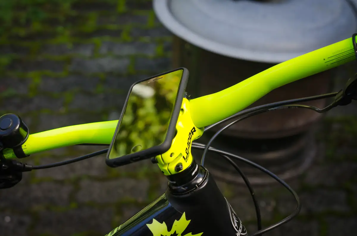 handy montiert