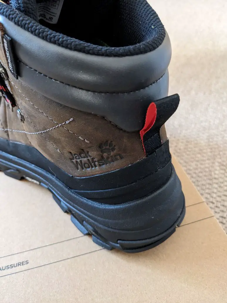 Der kompetente OUTSIDEstories-Test: JACK WOLFSKIN Apex Hike Pro Lth Texapore Mid - Wanderschuhe, Damen