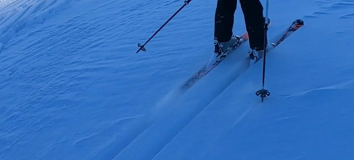 neben der Piste geht so 
