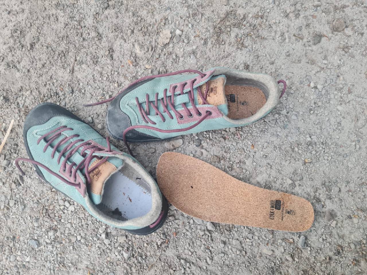 Der kompetente OUTSIDEstories-Test: DOGHAMMER Terrar Rock Wool - Barfuß-Wanderschuhe, Damen