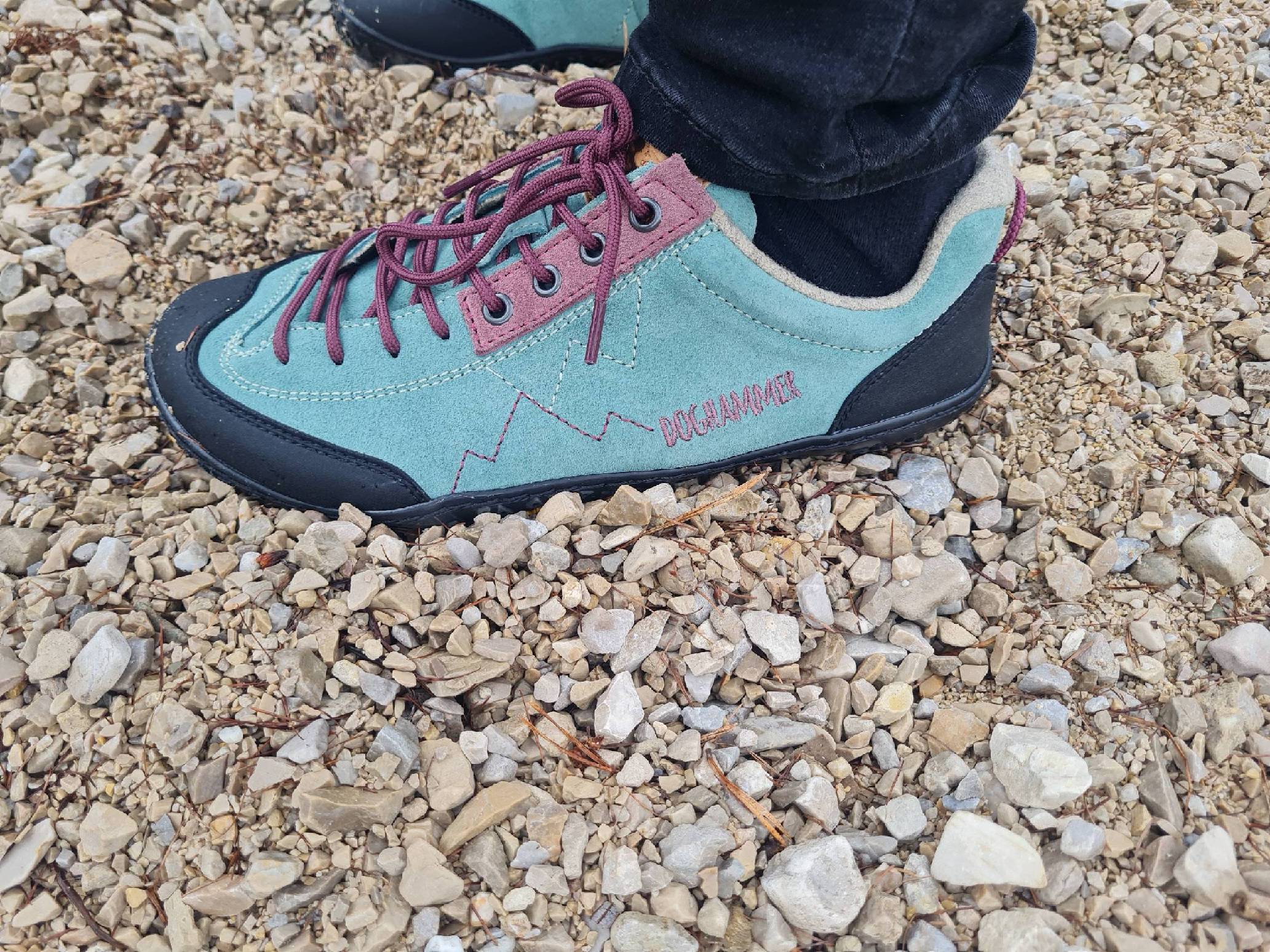 Der kompetente OUTSIDEstories-Test: DOGHAMMER Terrar Rock Wool - Barfuß-Wanderschuhe, Damen