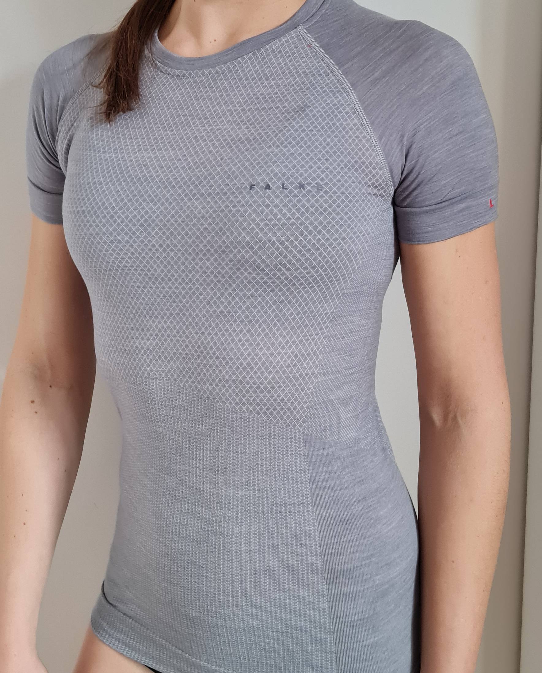 Shirt vorne