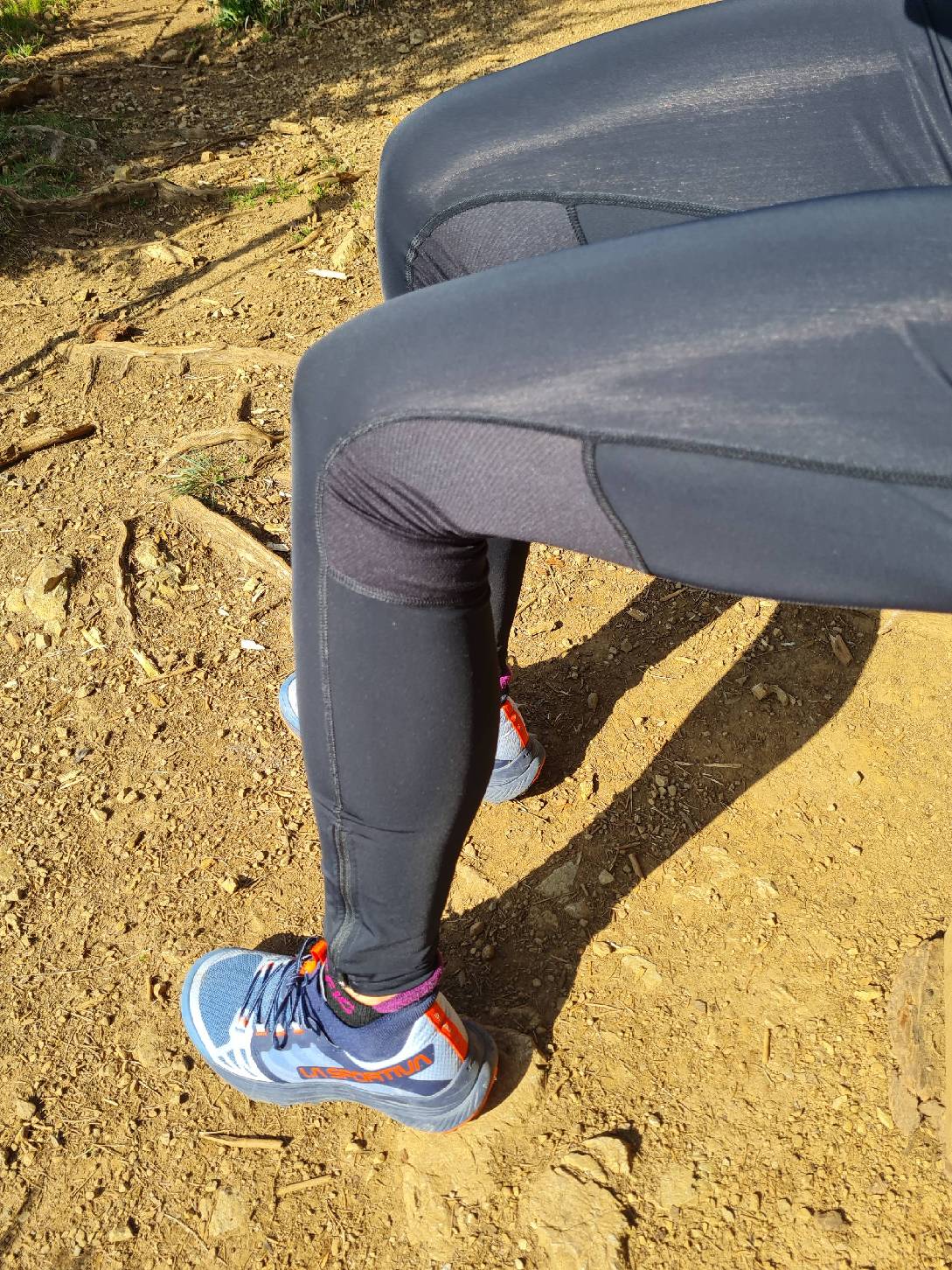 Der kompetente OUTSIDestories-Test: MONTANE Slipstream - Trailrunning Tights, Damen 