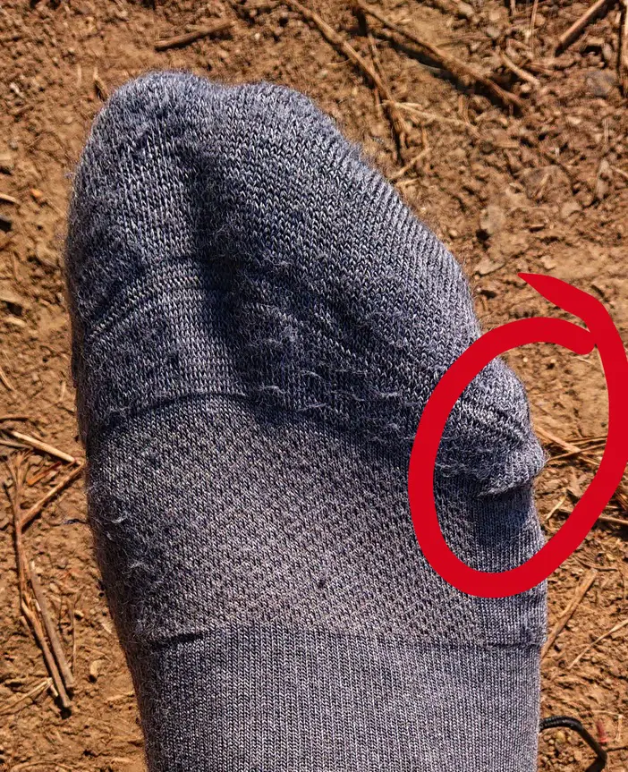 Socke mit Falte