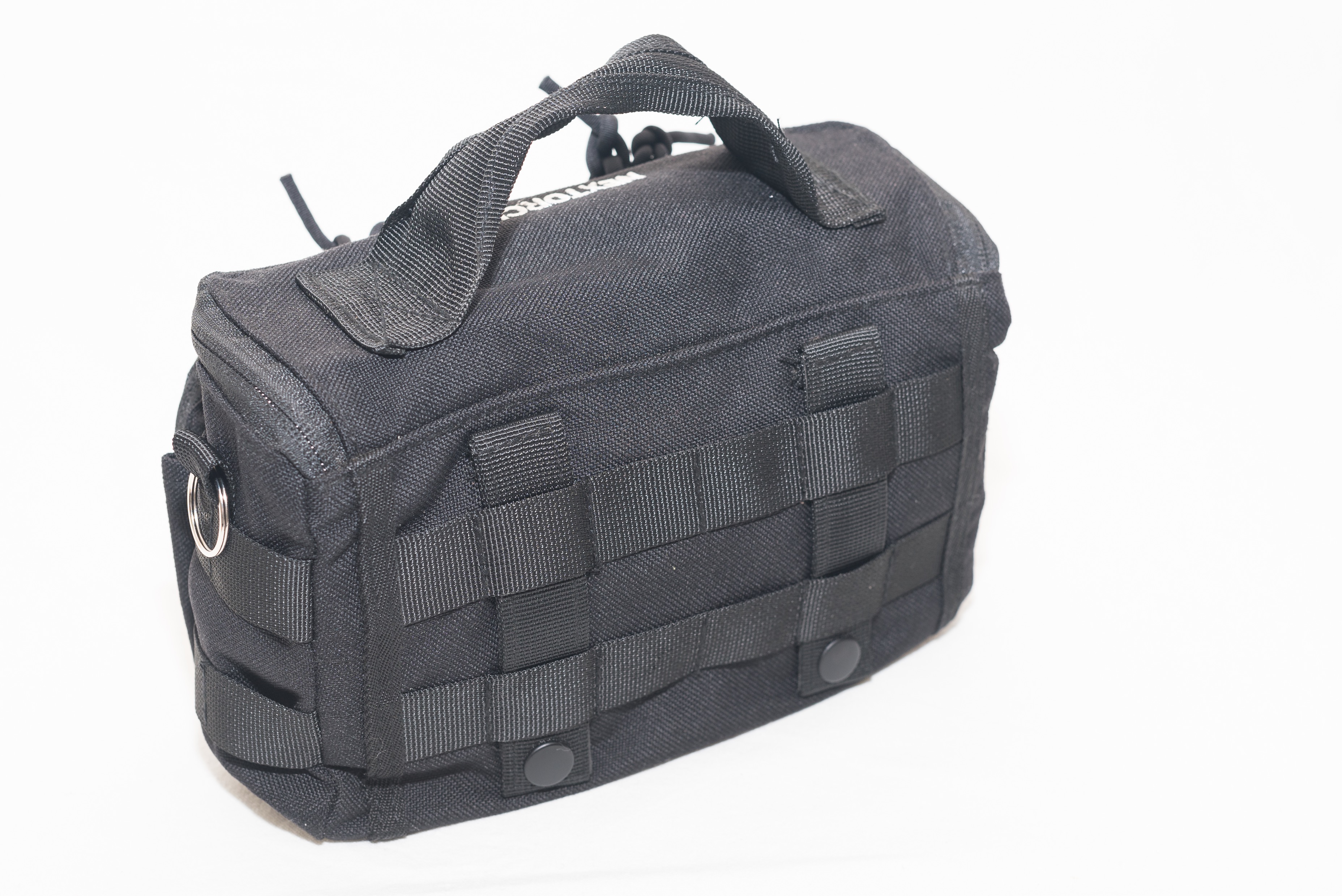 Tasche zu
