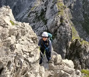 Juliahikerunclimb