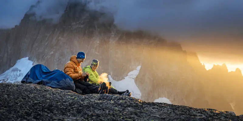 01_Schöner Wohnen Ein gemütlicheres Schlafzimmer ist kaum vorstellbar - wenn du den richtigen Biwaksack ausgewählt hast_Outdoor Research