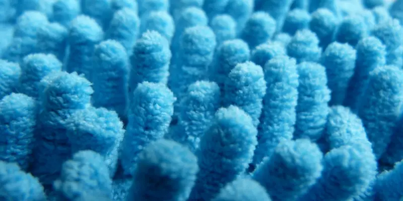 04_Midlayer aus Polyester-Fleece sind pflegeleichte Begleiter und hervorragende Wärmespeicher-min