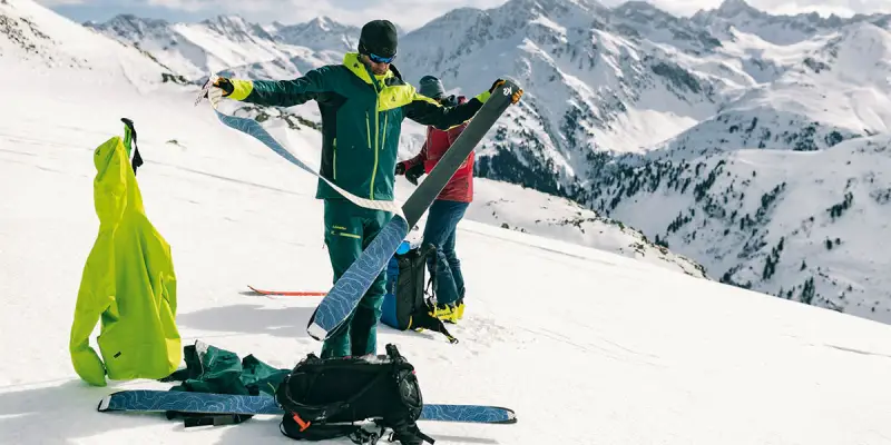 Ratgeber_Skitourenfelle_Abfellen