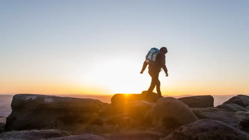 usman-omar-Q-zdaa-tVq4-unsplash