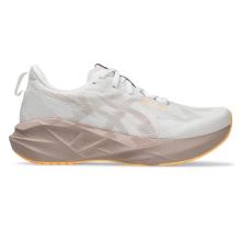 Laufschuhe Damen Asics - Novablast 5 weiß/bordeaux