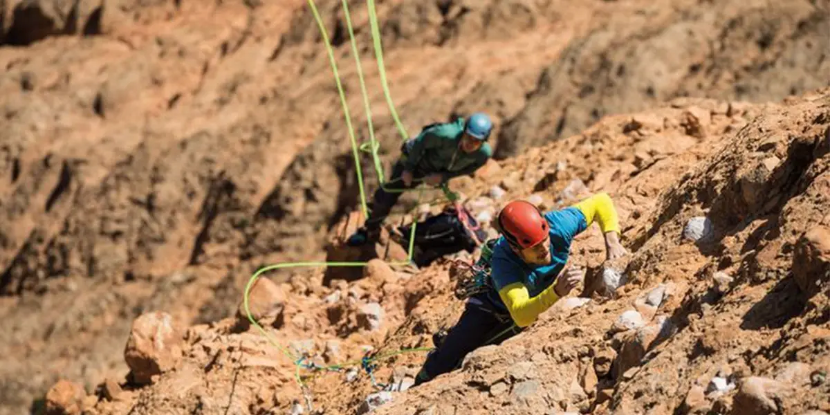 2_Ohne Kletterseile geht am Berg nichts - es ist deine Lebensversicherung-min